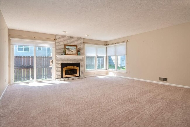 Building Photo - 94 Greenwood Park