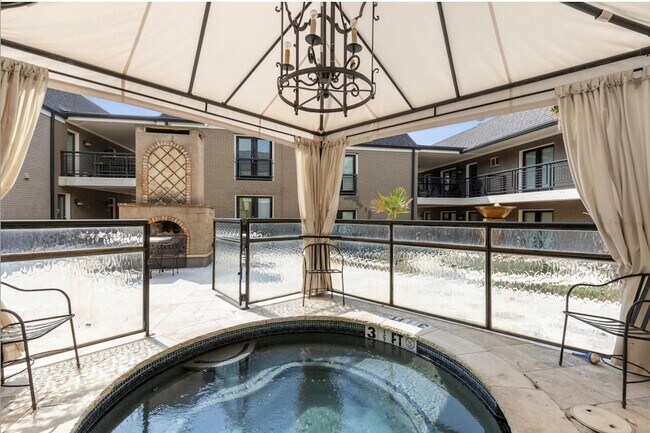 Building Photo - 10109 Regal Park Ln