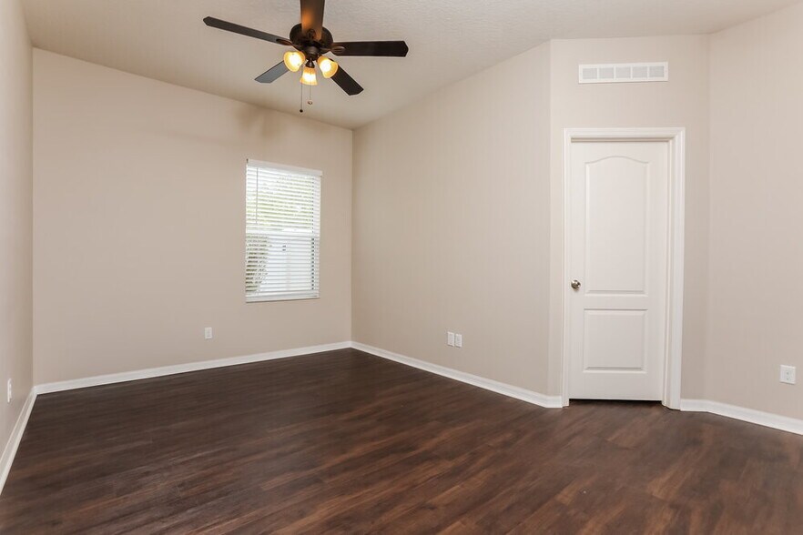 Building Photo - 1586 Danisco Pl