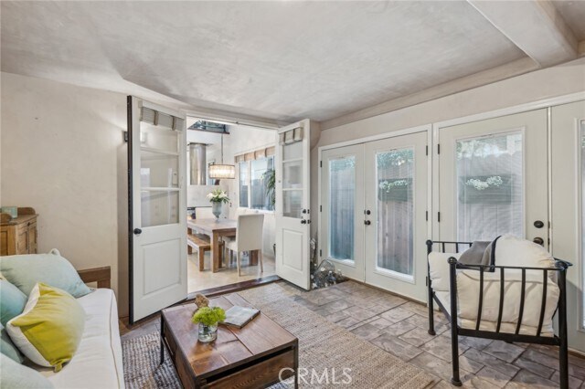 Building Photo - 610 Marigold Ave