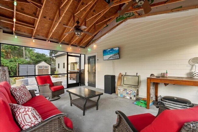 Building Photo - 3622 Devonswood Dr