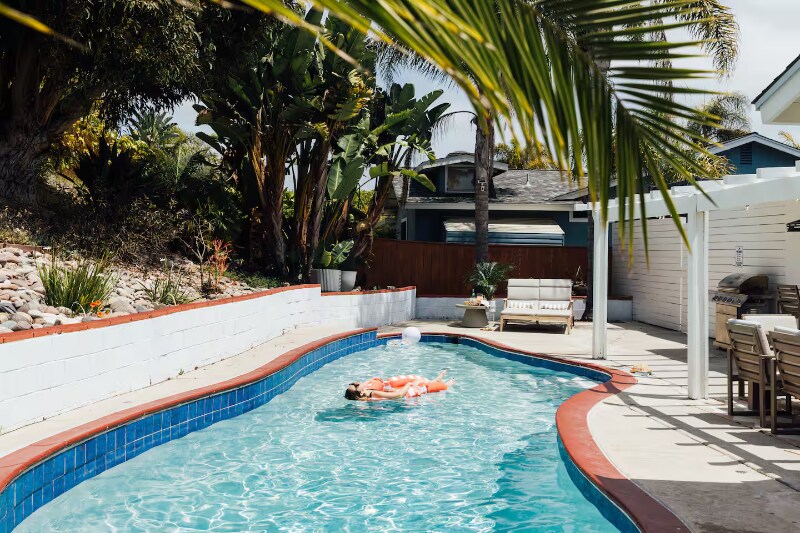 Building Photo - 4816 Refugio Ave