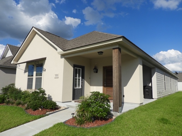Building Photo - 1433 Meridian Dr