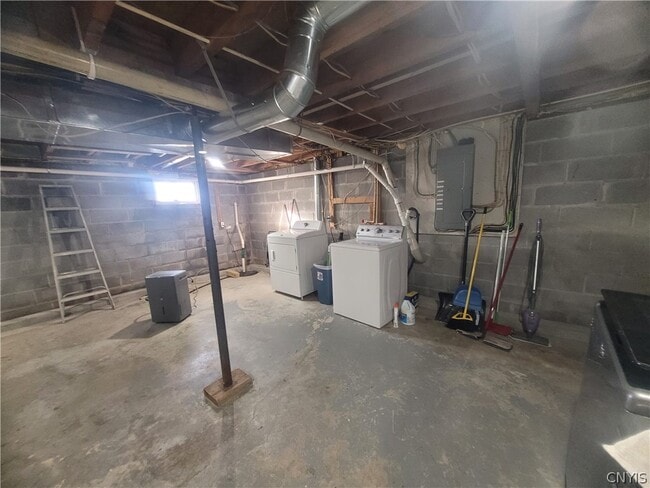 Building Photo - 2 S Rainbow Shores Rd