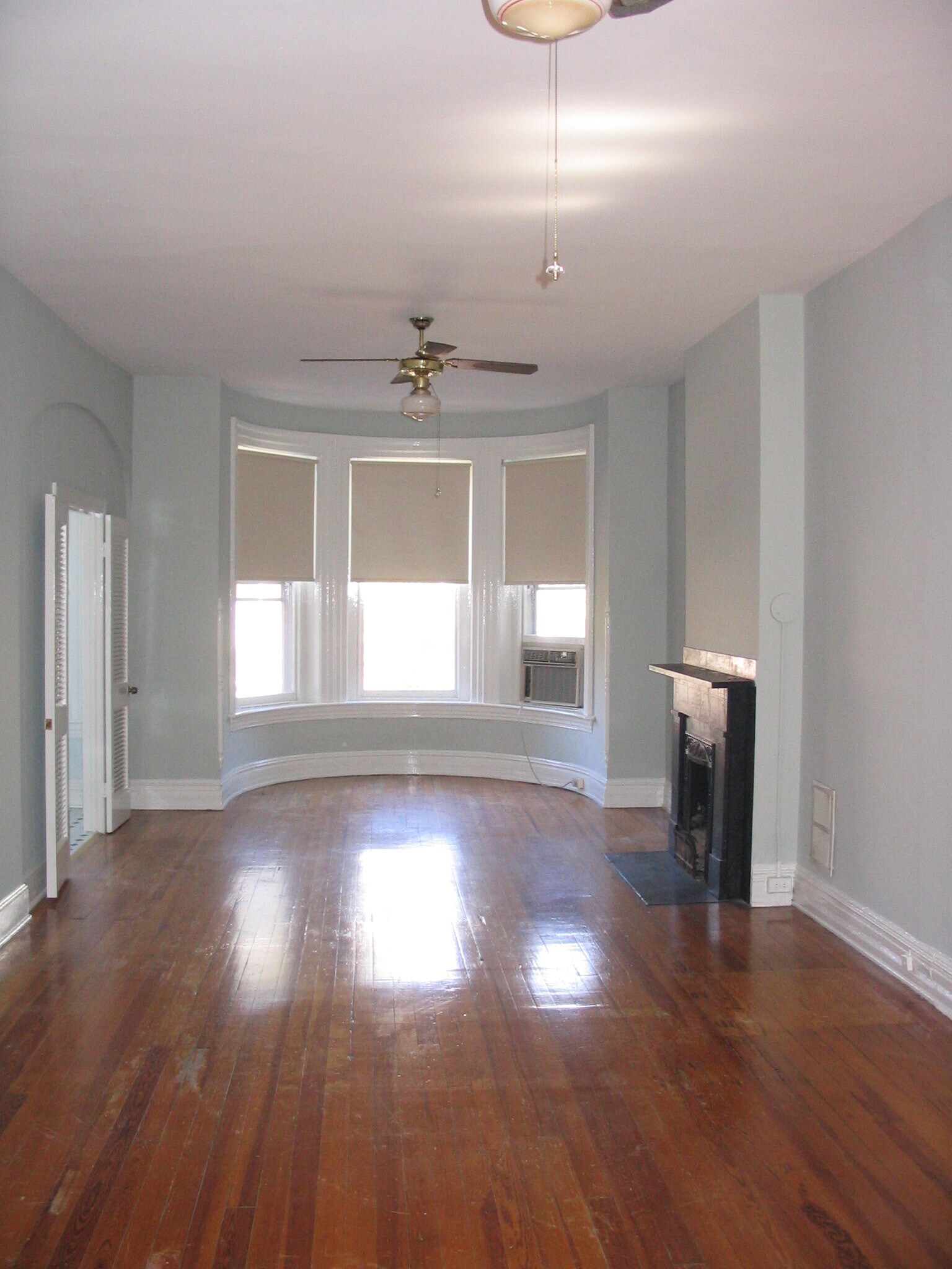 Building Photo - 1421 Grove Ave