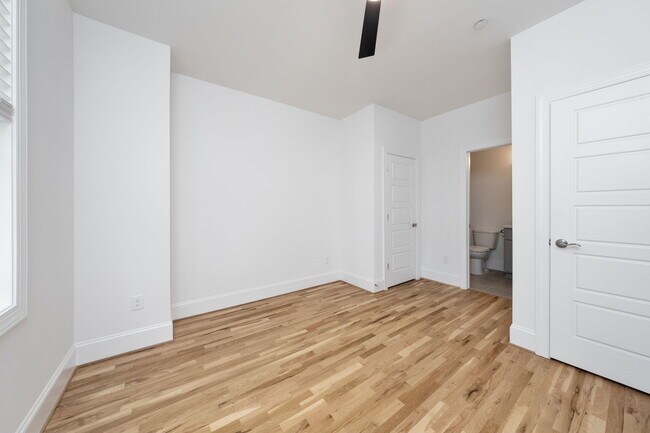 Building Photo - 3803 Lands End Ct