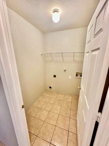 Building Photo - 4313 Covenant Ct