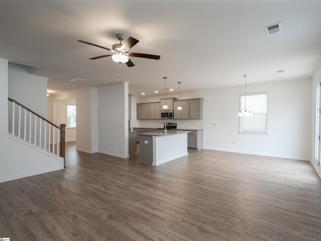 Building Photo - 41 Thorne St