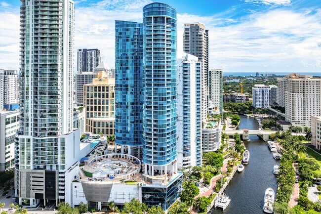 Building Photo - 333 Las Olas Way