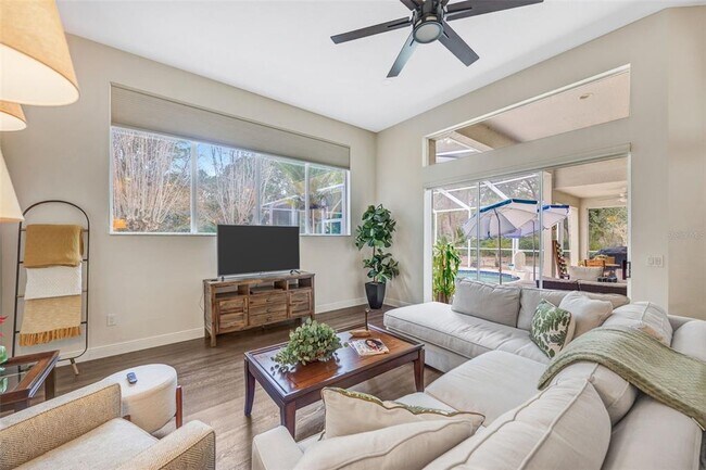 Building Photo - 6120 Chene Ct