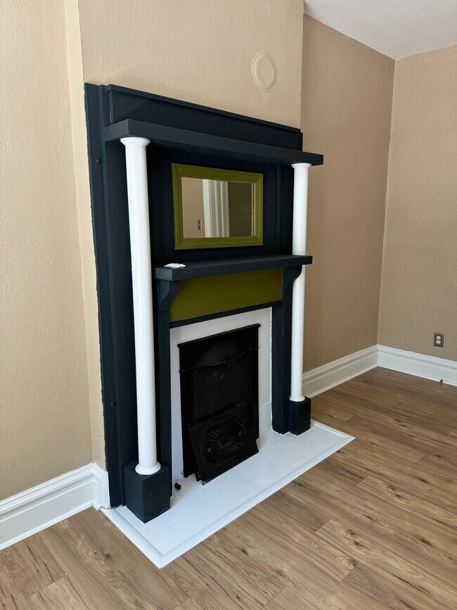 Building Photo - 3331 Lemp Ave