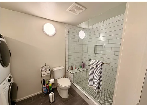 Updated Bathroom - 116 S Gay St