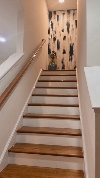 Building Photo - 4230 Winding Waters Terrace