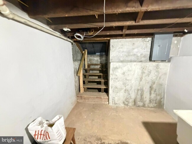 Building Photo - 1535 Willow St