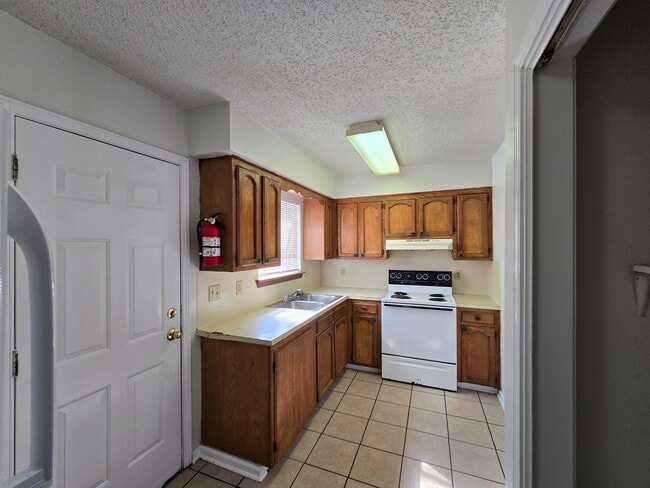 Building Photo - 117 Oak Ridge Ave