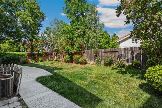 Building Photo - 9836 Tundra Swan Cir