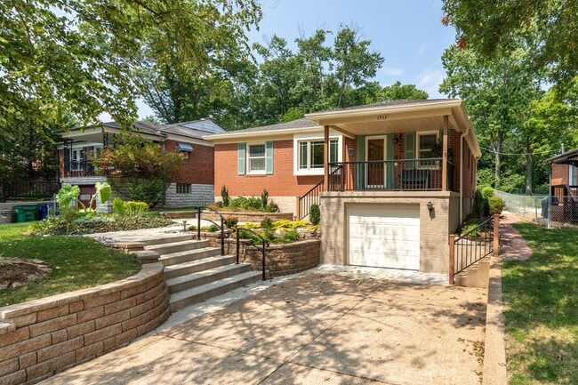 Building Photo - 2BD/2BATH Rockhill Home!