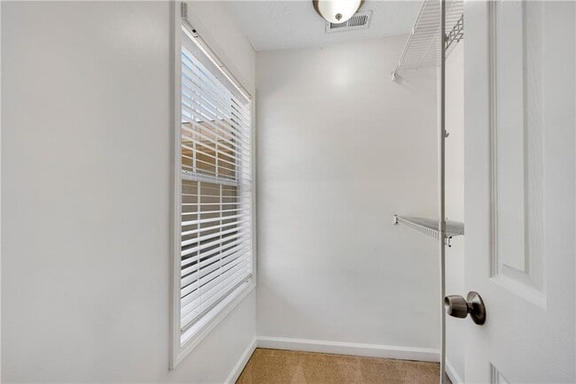 Building Photo - 250 Chardonnay Trace