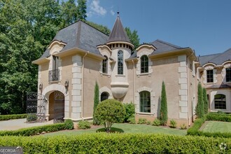 Building Photo - 5138 Northside Dr NW