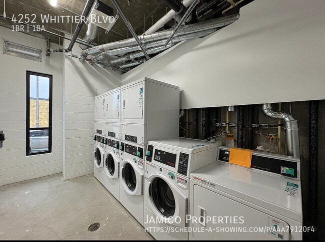 Building Photo - 4252 Whittier Blvd