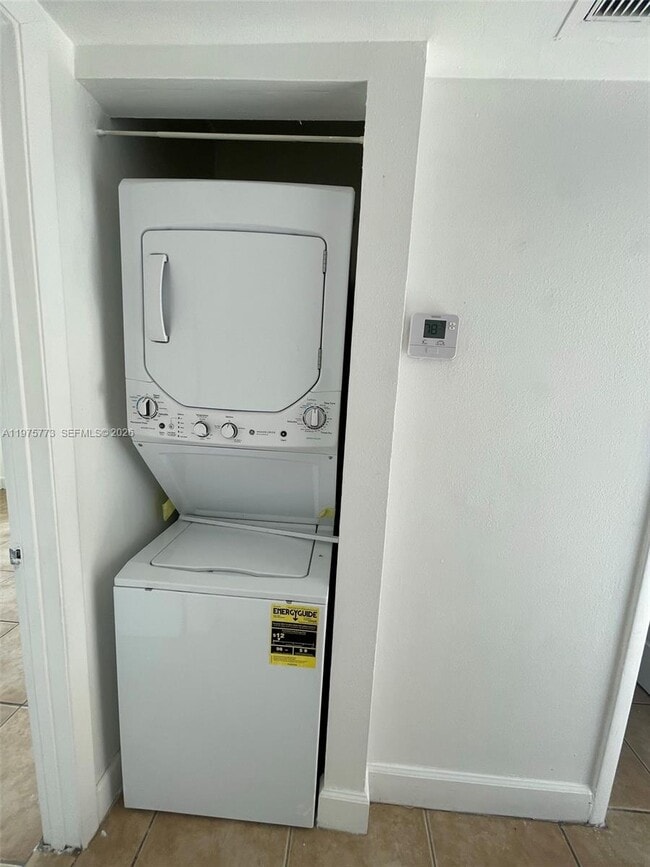 Building Photo - 14915 SW 104th St