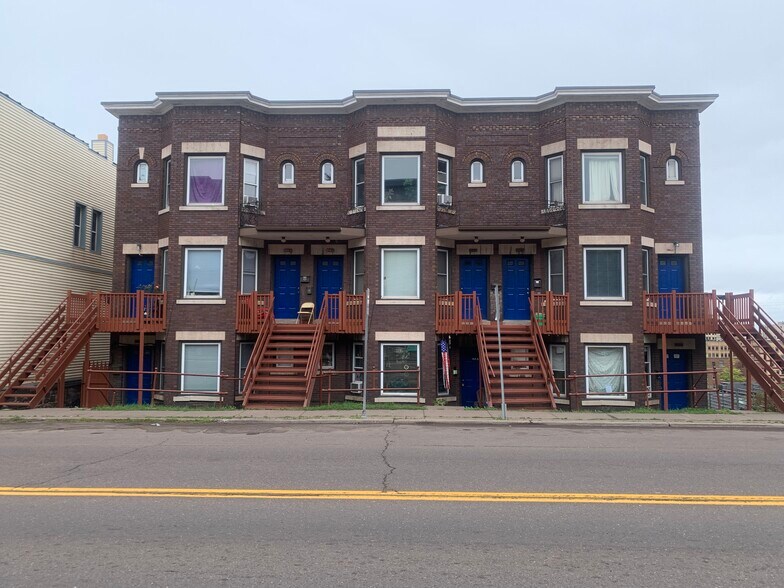 Building Photo - 122 W 4th St