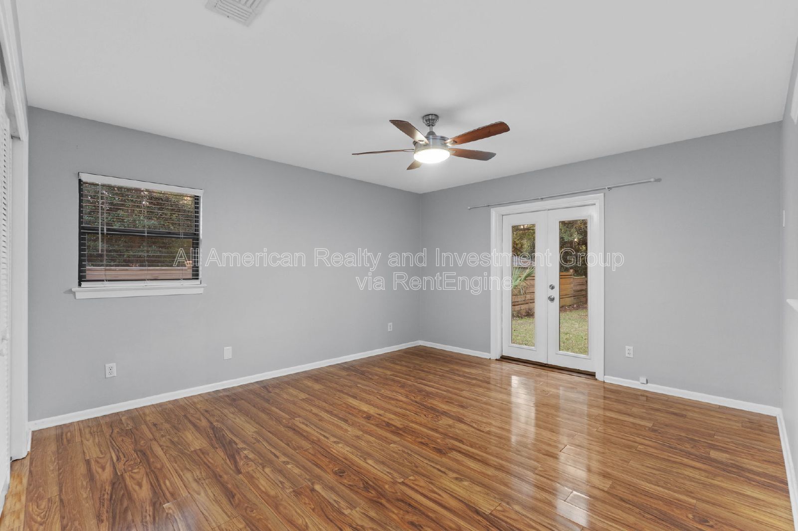 Building Photo - 26 Anastasia Dr SE