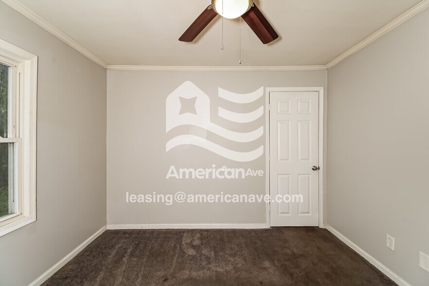 Building Photo - 390 Bud Smith Rd