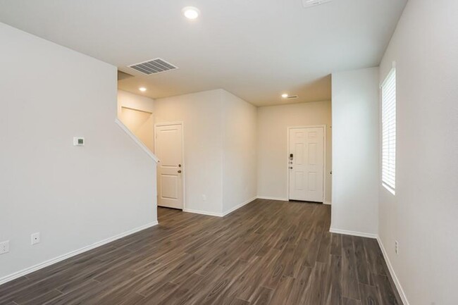 Building Photo - 9020 Yellow Rose Dr
