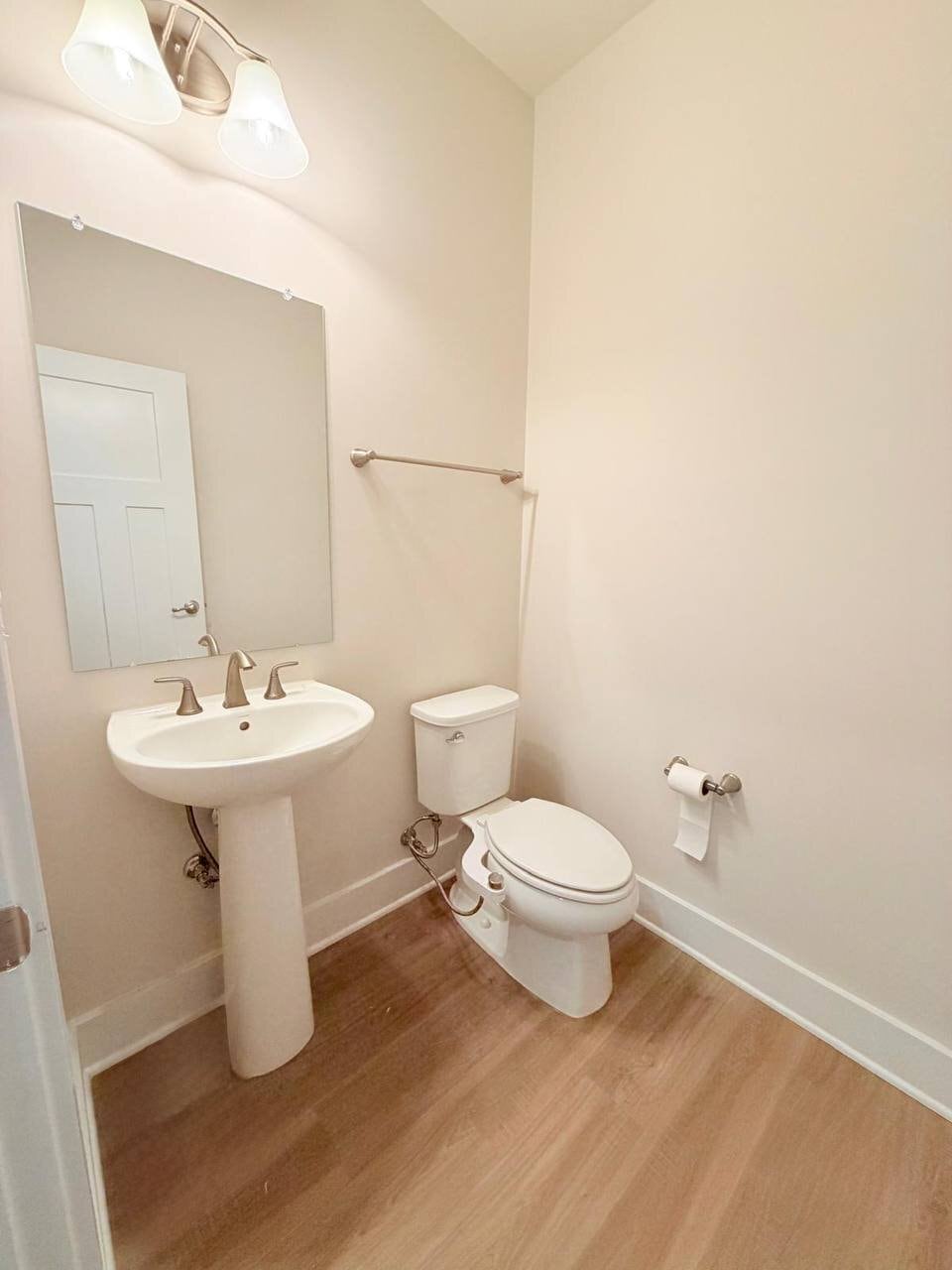 Building Photo - 9080 Piney Mountain Rd