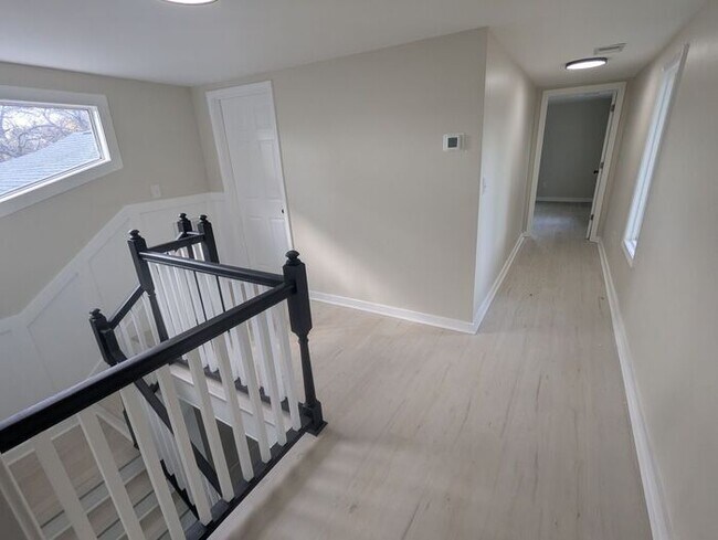 Building Photo - Beautiful 4BD/3BA Home in Hickory