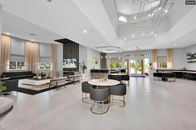 Building Photo - 781 NW 170th Terrace