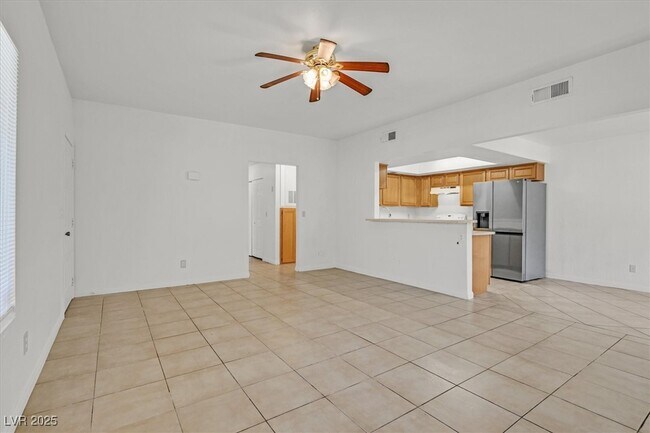 Building Photo - 1802 Plum Ct