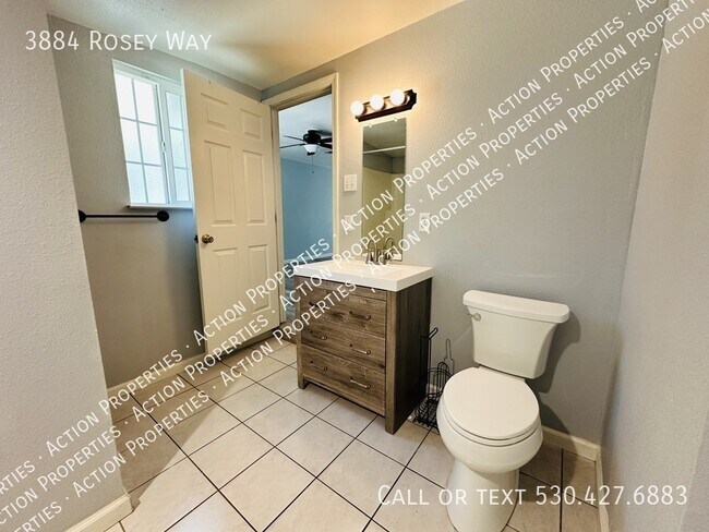 Building Photo - 3884 Rosey Way