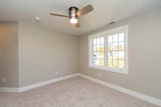 Building Photo - 61 Boutelle Rd