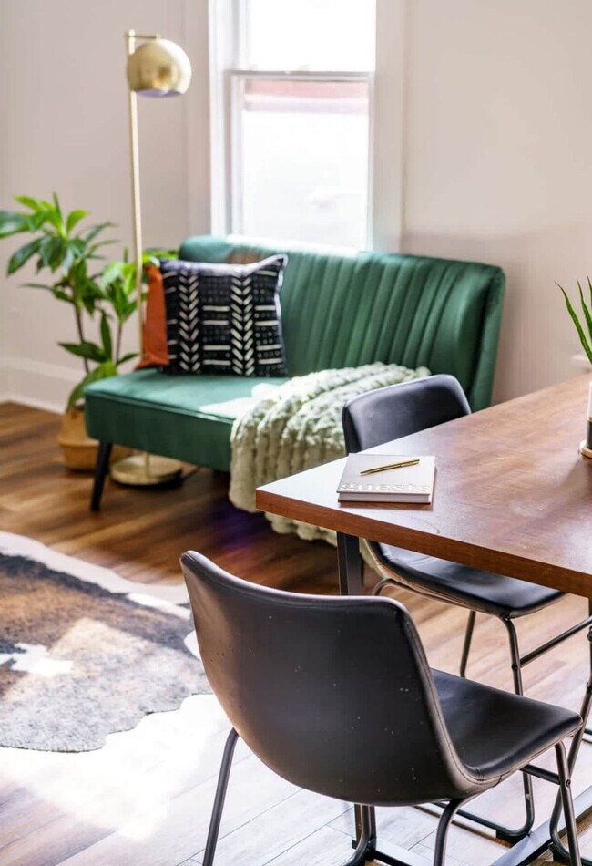 Building Photo - 575 1/2 City Park Avenue-SI ID1265634P