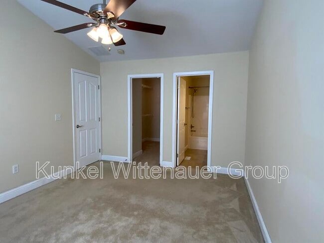 Building Photo - 3336 Berwin Green Dr