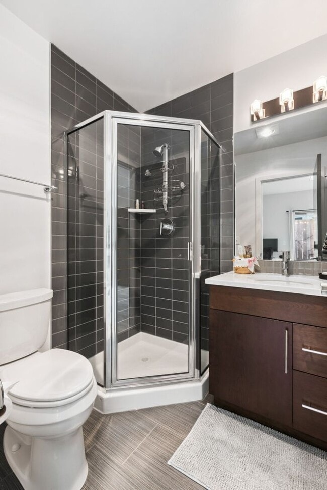 Building Photo - 3Bd/3Ba Seattle Townhome
