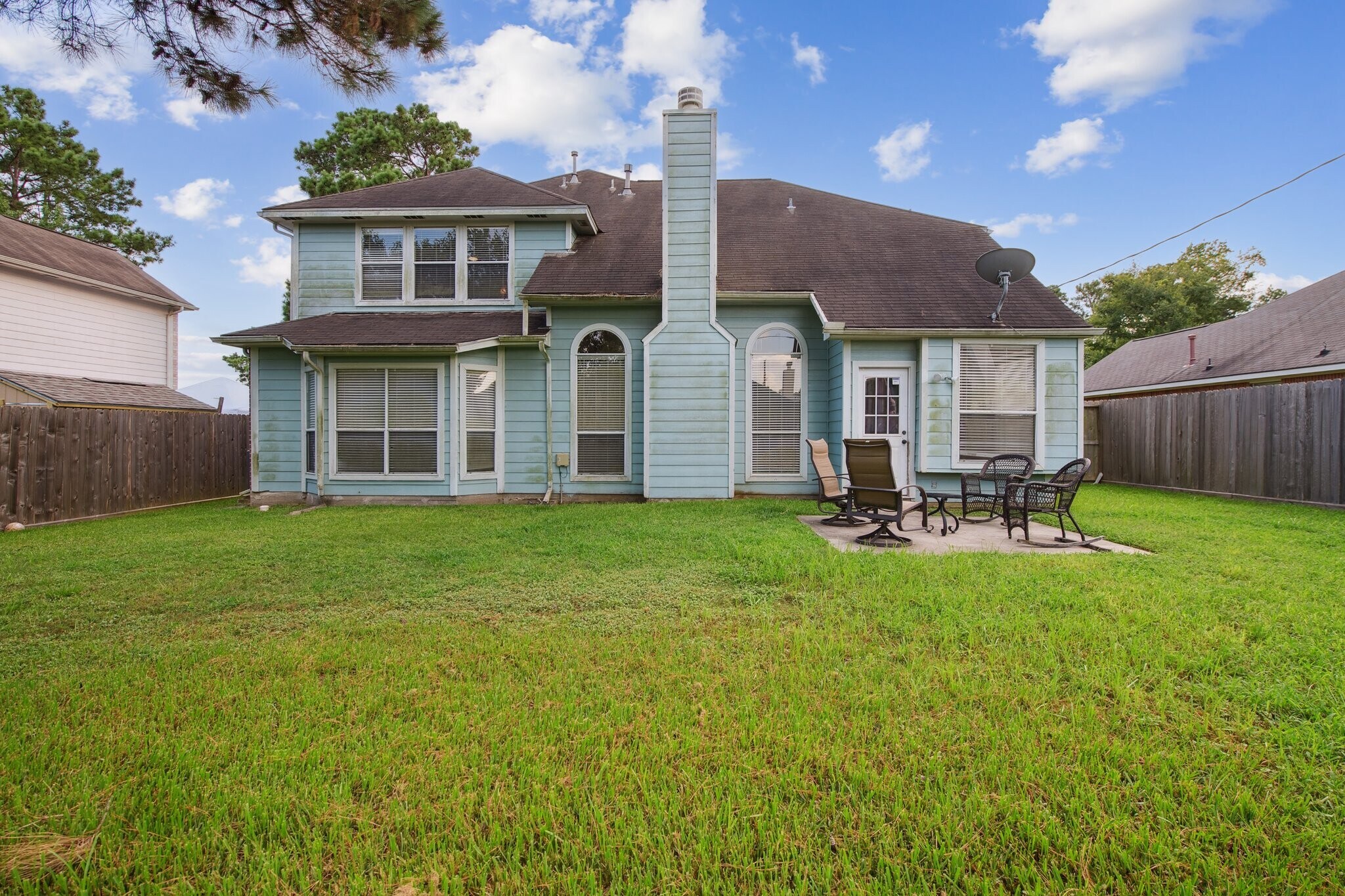 Building Photo - 7414 Dane Hill Dr