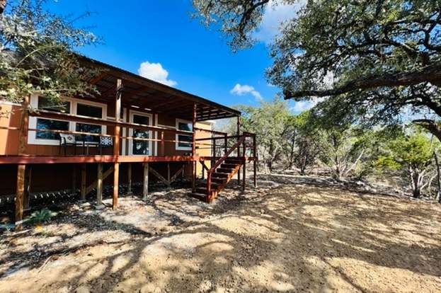 Building Photo - 833 CIMARRON-