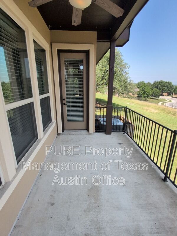 Building Photo - 325 Lombardia Dr