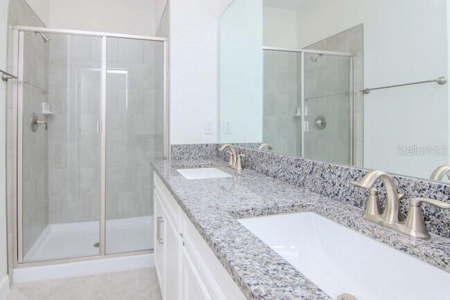 Building Photo - 3172 Bryant Park Dr