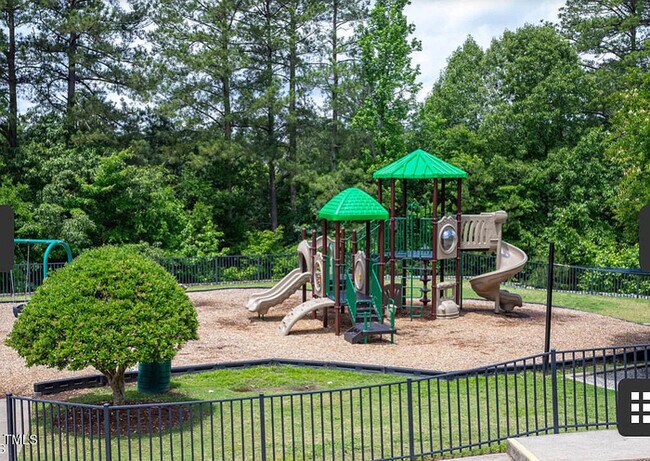 Building Photo - Earn Wealth While Leasing - Like a Homeown...