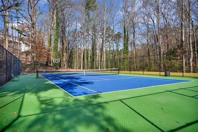 Building Photo - 3778 Rivaridge Dr