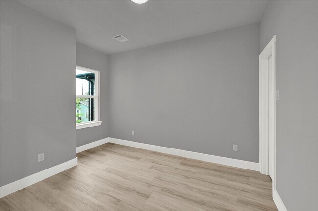 Building Photo - 7415 Hezekiah Ln