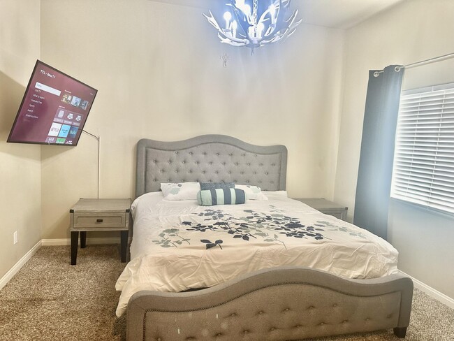 Building Photo - 31715 Avenida Alvera