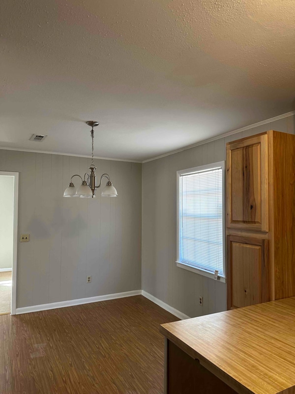 Building Photo - 2211 Shannondoah Dr