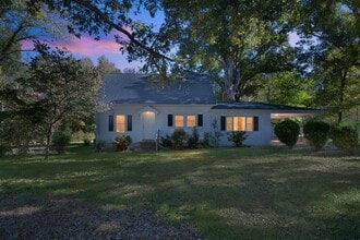 Building Photo - 3666 Old 421 Rd