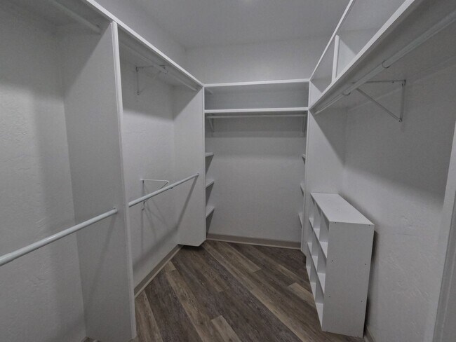 Building Photo - 2947 Longbow Loop