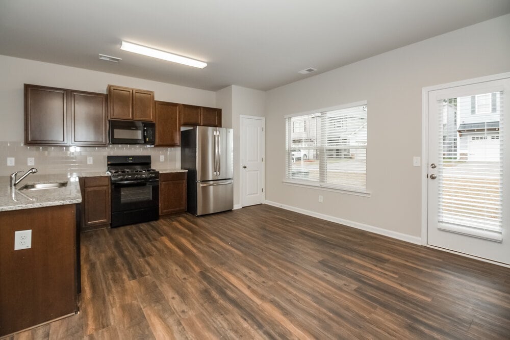 Building Photo - 139 Preserve Dr